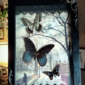 Collection gothique "Toiles oubliées: A Moonlit Stroll"